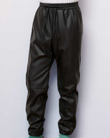 【2021 Fall & Winter NEW Arrivals】A blendsフェイクレザーラムスキンジョガーパンツ - A blends official | ブランド公式オンラインストア