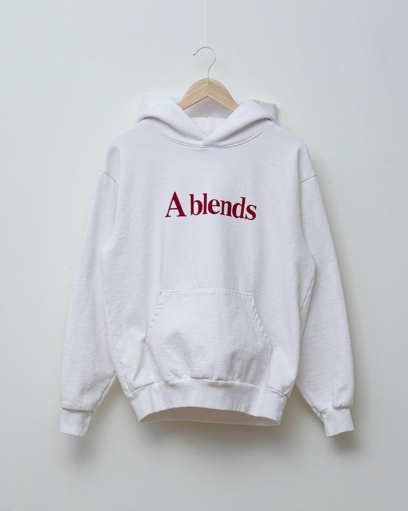製品染めフロッキープリントスウェットパーカ – A blends 製品染めフロッキープリントスウェットパーカ – A blends