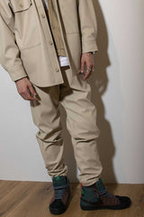 【2022 Spring NEW Arrivals】A blendsフェイクレザーラムスキンジョガーパンツ - A blends official | ブランド公式オンラインストア